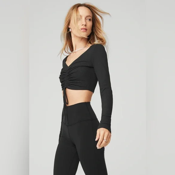 Ribbed Cinch Cropped Long Sleeve - Picture 2 of 4